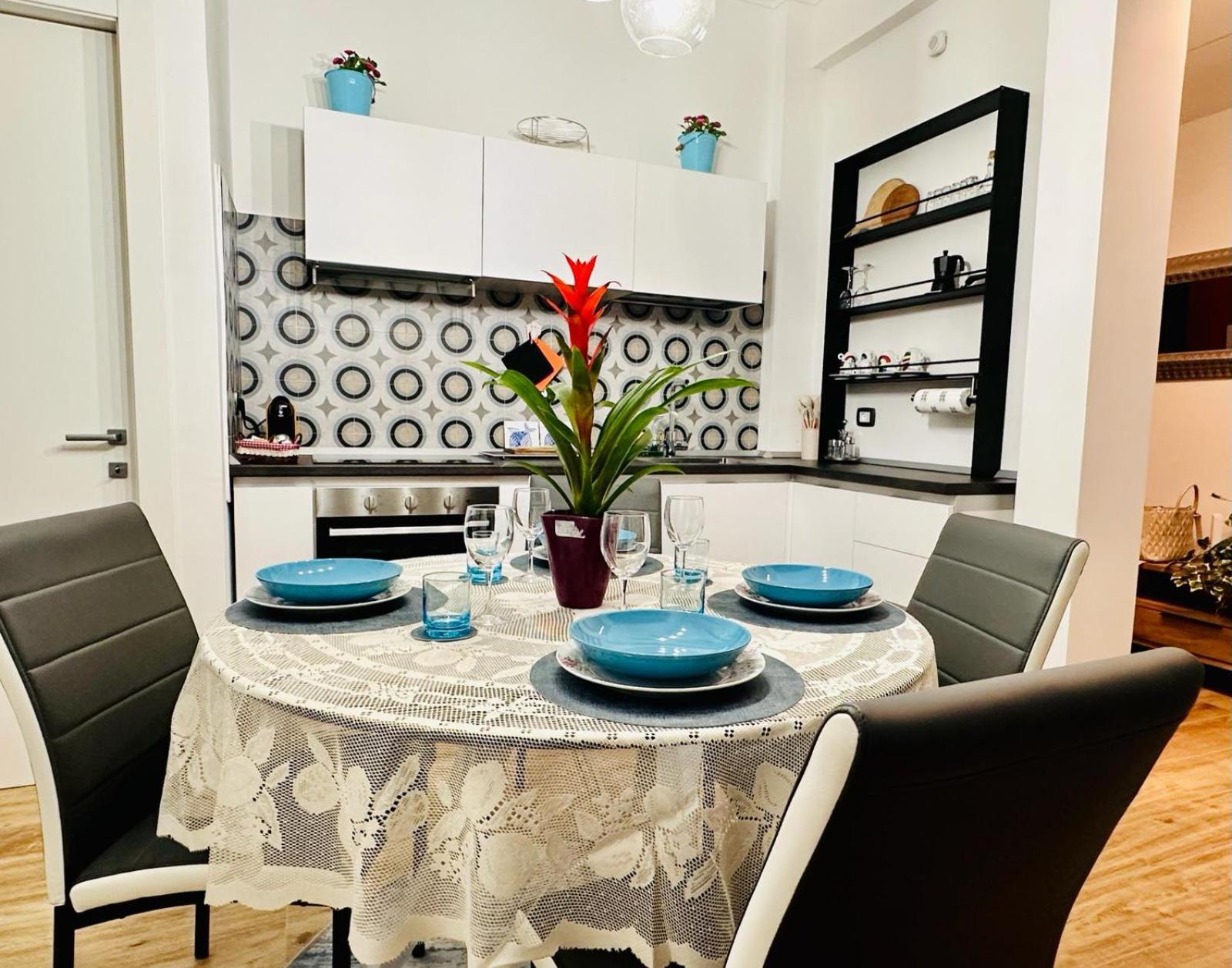 דירות לה ספציה Lombardo'S Family - Free Private Parking 700M From The Station! מראה חיצוני תמונה