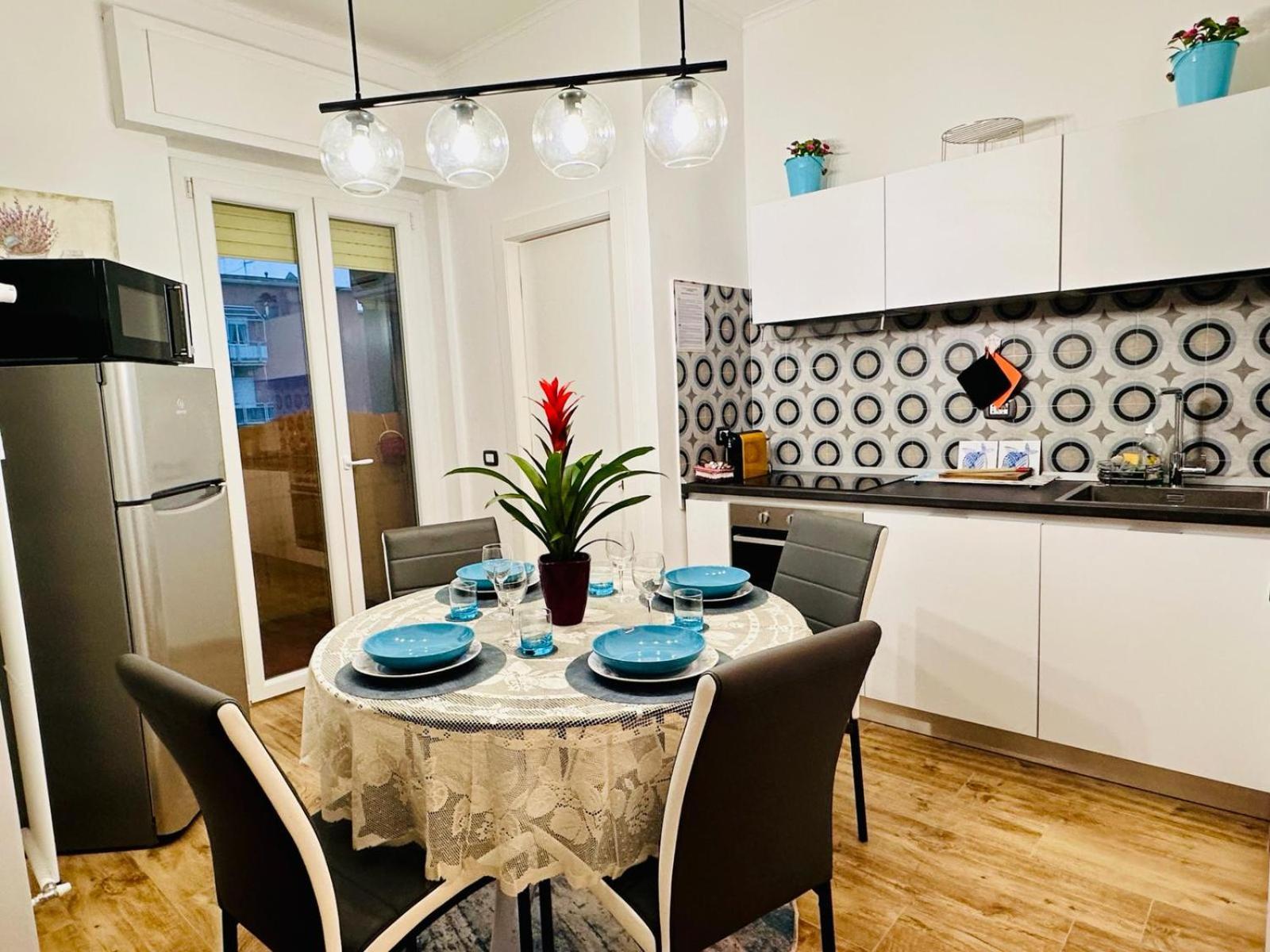 דירות לה ספציה Lombardo'S Family - Free Private Parking 700M From The Station! מראה חיצוני תמונה